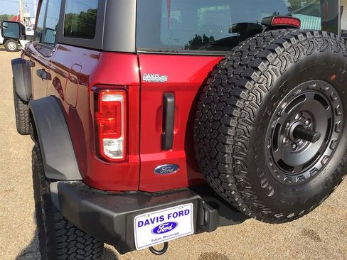 New 2025 Ford Bronco 4-Door w/ Sasquatch Package image 19
