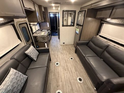 Used 2024 Ford E-450 and Econoline 450 Super Duty w/ Motorhome Prep Package image 38