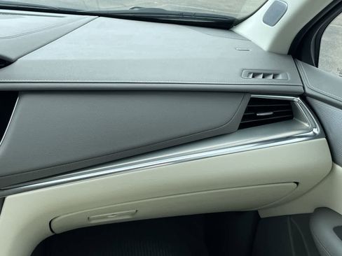 Certified 2023 Cadillac XT5 Premium Luxury w/ LPO, Floor Liner Package image 16