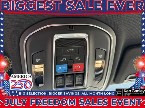 New 2026 Jeep Grand Cherokee Limited w/ Limited Altitude Package AWD/4WD image 19