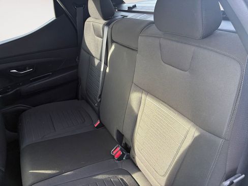 Used 2022 Hyundai Santa Cruz SEL image 13