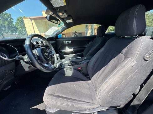 Used 2020 Ford Mustang Coupe RWD image 22