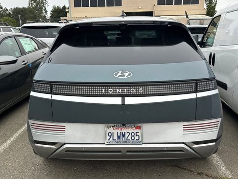 Used 2024 Hyundai Ioniq 5 Limited image 6