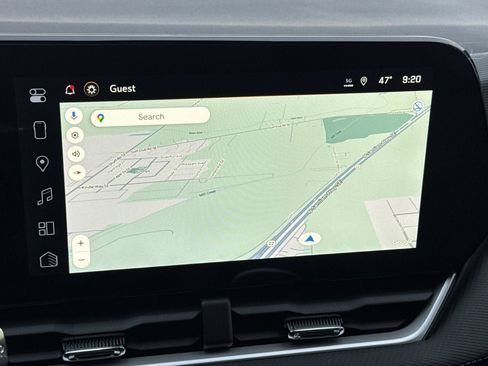 New 2026 Chevrolet Equinox LT image 17