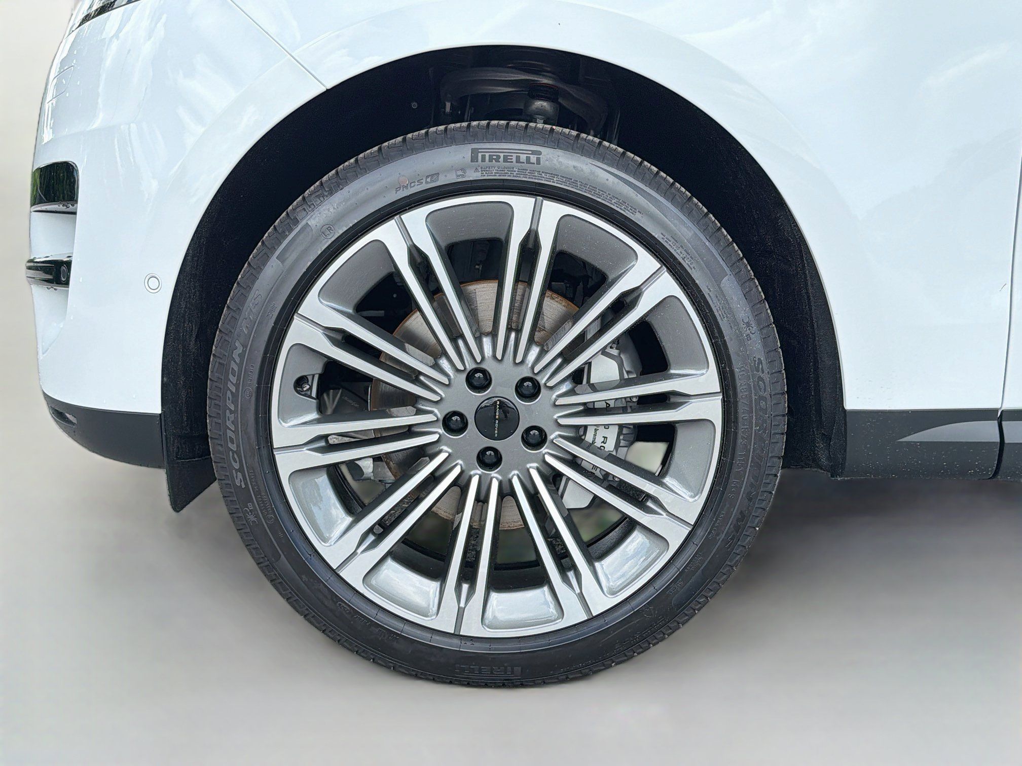 New 2027 Land Rover Range Rover Sport SE AWD/4WD image 43
