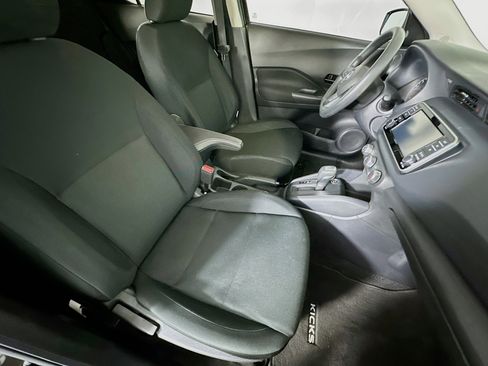 Used 2024 Nissan Kicks S image 28