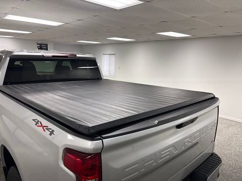 Used 2022 Chevrolet Silverado 1500 LT w/ Protection Package image 42