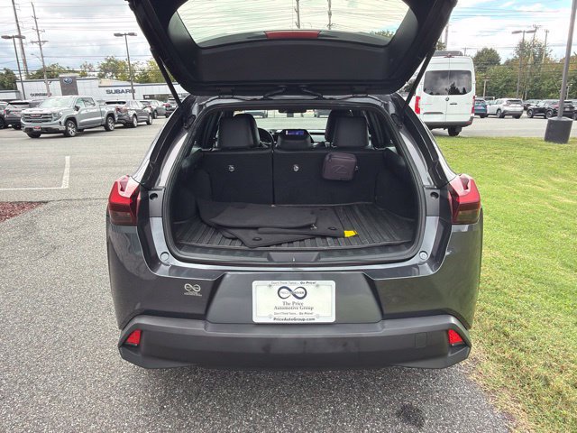 Used 2023 Lexus UX 250h AWD w/ Accessory Package (Z2) image 8