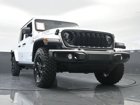 Used 2024 Jeep Gladiator Sport image 67