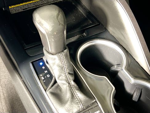 Used 2020 Toyota Camry XSE image 25