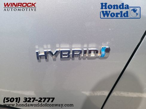 Used 2005 Toyota Prius FWD image 1