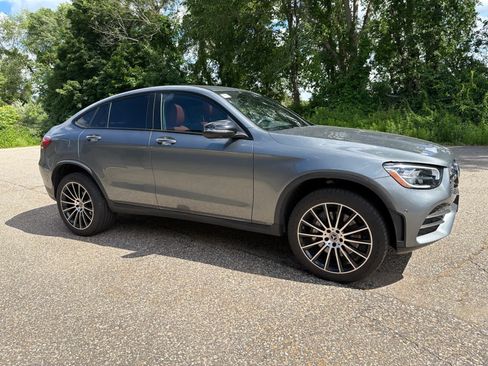 Used 2023 Mercedes-Benz GLC 300 4MATIC Coupe image 6