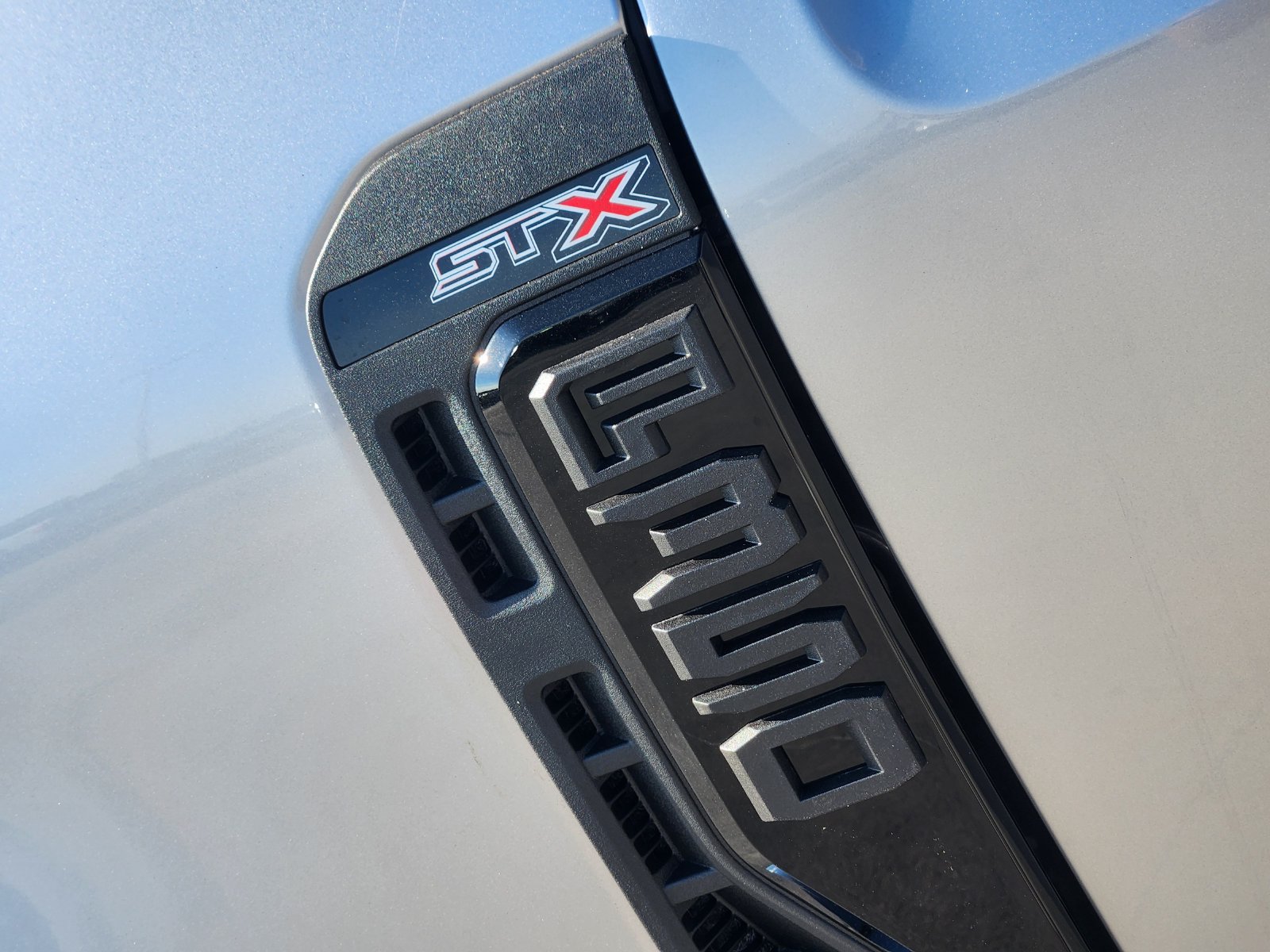 New 2027 Ford F350 XL w/ STX Appearance Package AWD/4WD image 9