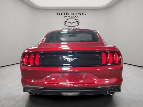 Used 2019 Ford Mustang Coupe RWD image 4