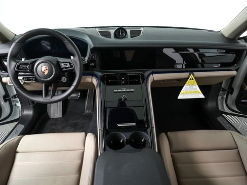 New 2026 Porsche Panamera 4 image 20