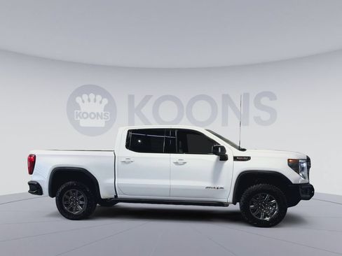 Used 2024 GMC Sierra 1500 AT4X AWD/4WD image 4