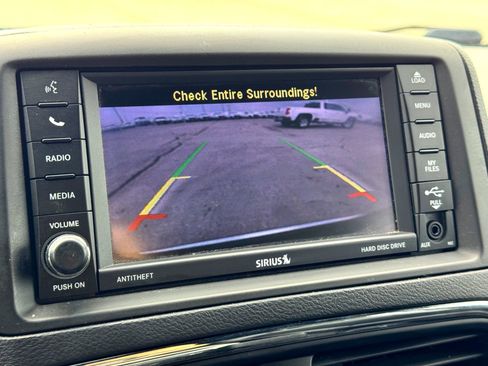 Used 2018 Dodge Grand Caravan SXT image 29