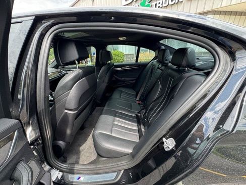 Used 2018 BMW M550i xDrive AWD/4WD image 25