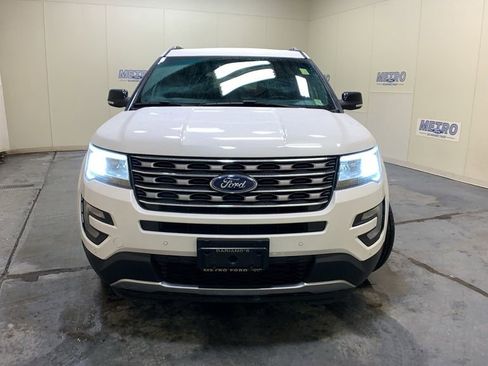 Certified 2017 Ford Explorer XLT w/ Equipment Group 202A image 8