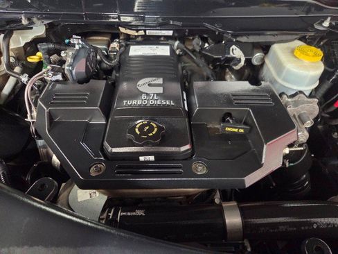 Used 2019 RAM 2500 Limited AWD/4WD image 94