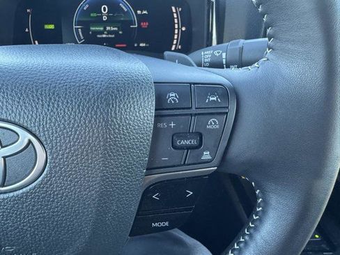 Certified 2025 Toyota Camry SE image 16