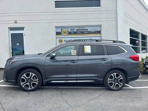 Used 2023 Subaru Ascent Limited w/ Technology Package AWD/4WD image 2