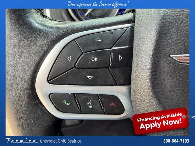 Used 2022 Chrysler 300 Touring w/ Sport Appearance Package AWD/4WD image 23