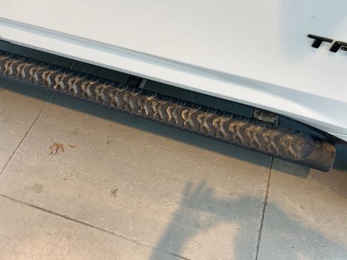 Used 2021 Chevrolet Tahoe Z71 w/ Z71 Signature Package image 12