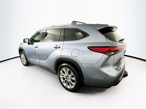 Certified 2021 Toyota Highlander Limited image 5