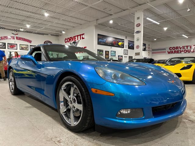 Used 2010 Chevrolet Corvette Coupe w/ Preferred Equipment Group RWD image 4