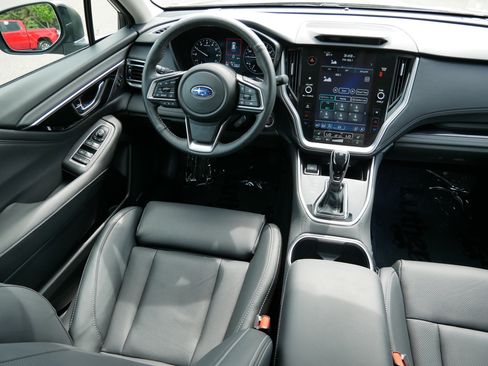 Used 2024 Subaru Outback Limited AWD/4WD image 7