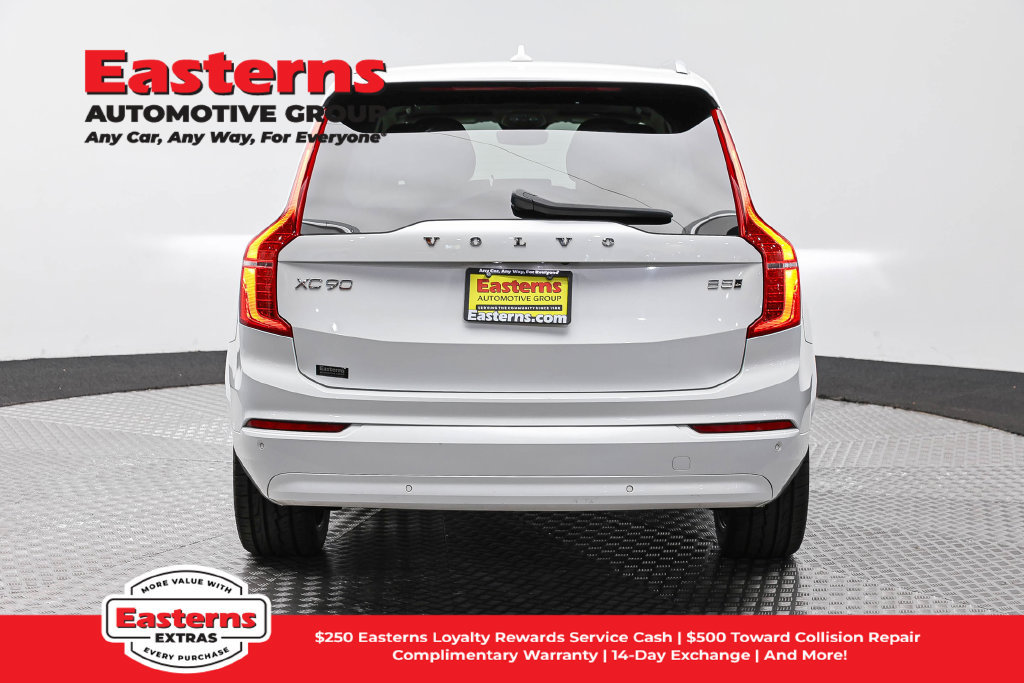 Used 2023 Volvo XC90 B5 Core AWD/4WD image 7