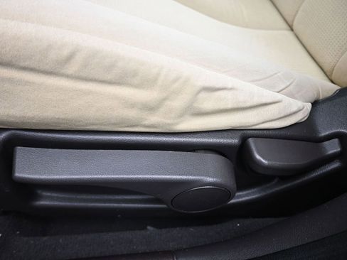 Used 2010 Hyundai Sonata GLS image 13