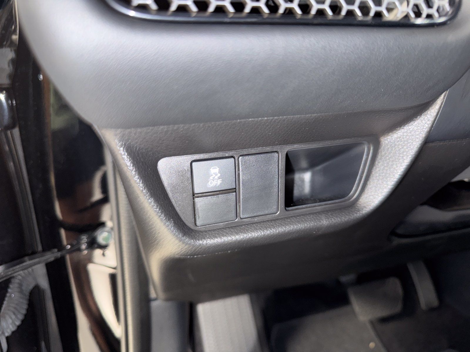 Certified 2024 Honda HR-V Sport image 14