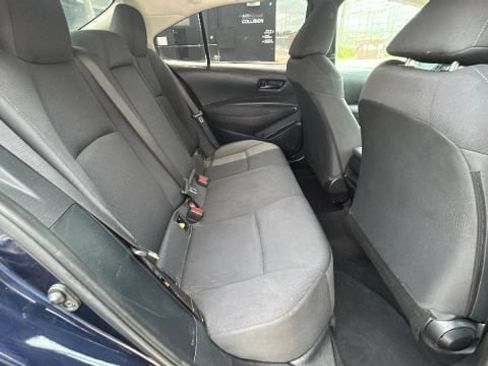 Used 2022 Toyota Corolla LE FWD image 15