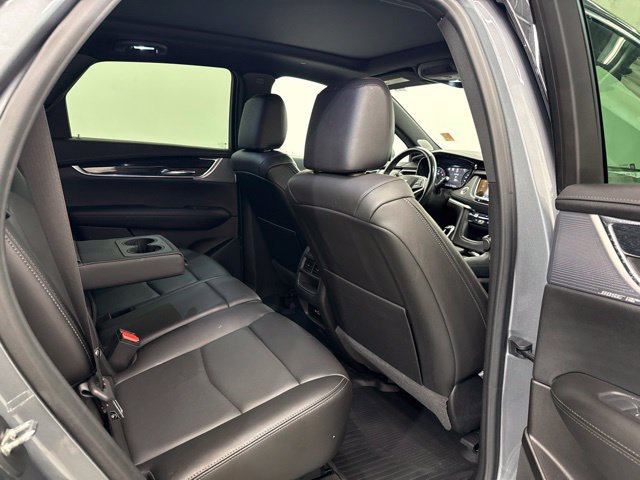 Used 2022 Cadillac XT5 Premium Luxury w/ Technology Package AWD/4WD image 12