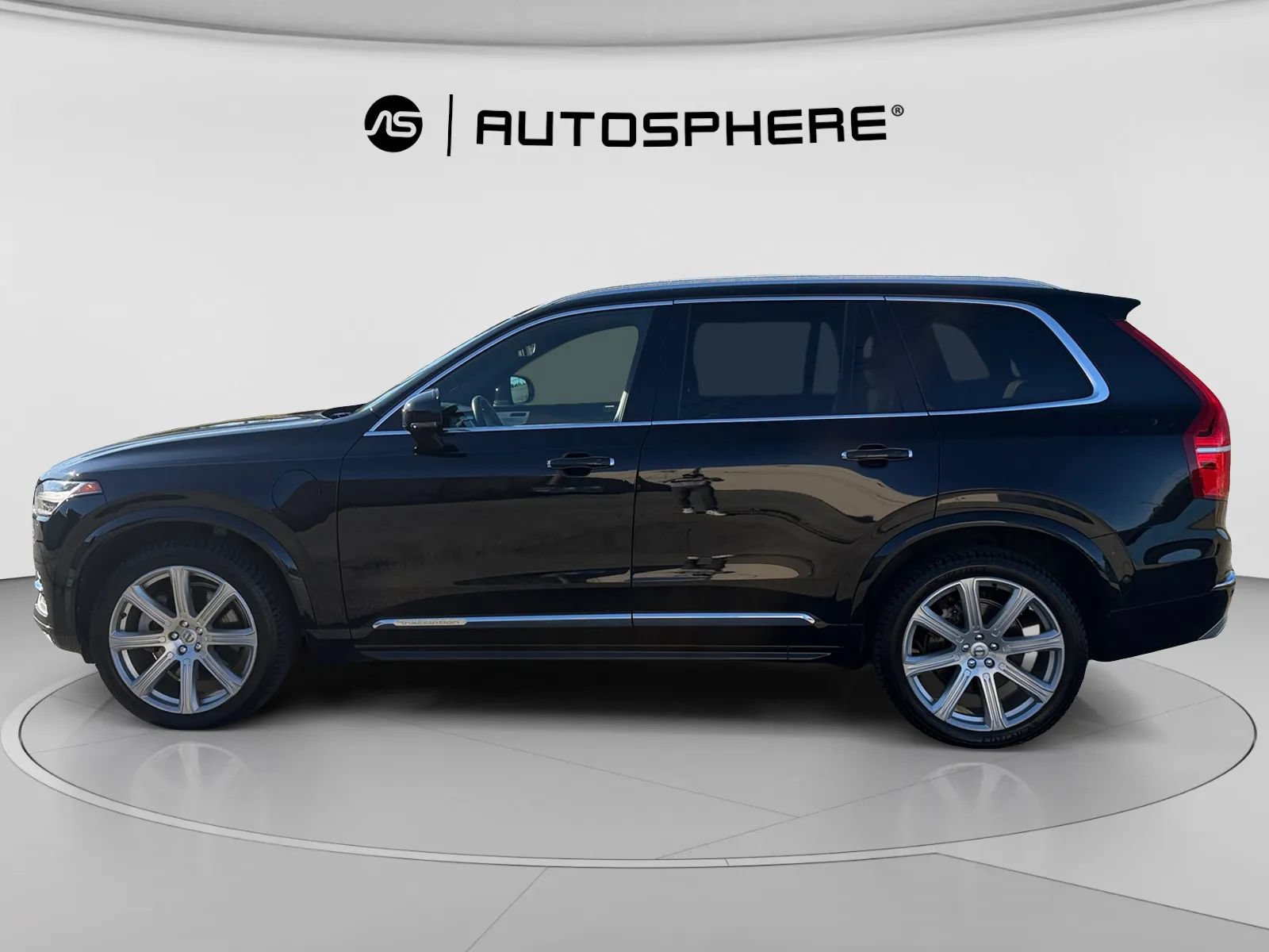 Used 2017 Volvo XC90 T8 Inscription w/ Vision Package AWD/4WD image 4