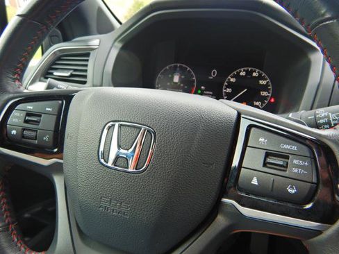 Used 2025 Honda Odyssey Sport-L image 19