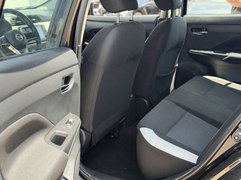 Used 2021 Nissan Versa SV FWD image 7