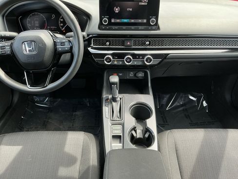 Used 2024 Honda Civic LX image 10