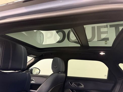 Used 2019 Land Rover Range Rover Velar R-Dynamic SE AWD/4WD image 18