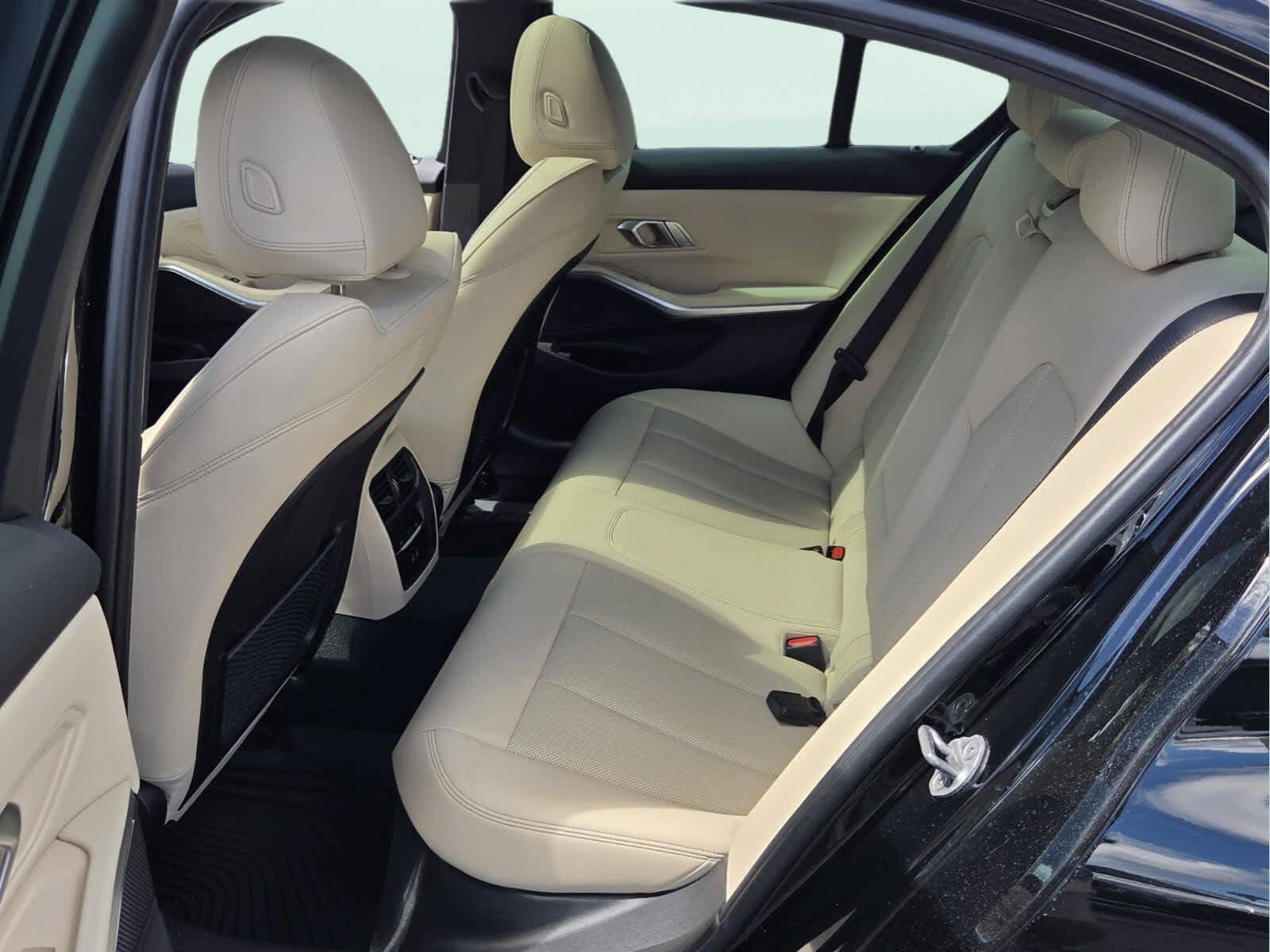 Used 2023 BMW 330i Sedan w/ Premium Package RWD image 12