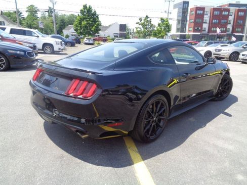 Used 2016 Ford Mustang GT w/ Black Accent Package RWD image 4