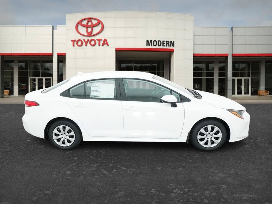 New 2027 Toyota Corolla LE FWD image 7