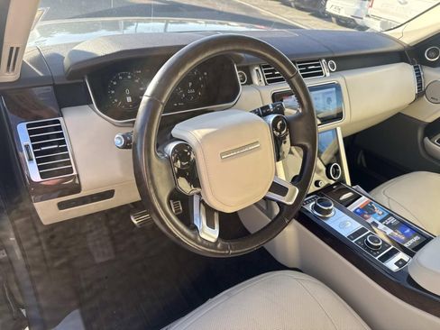 Used 2022 Land Rover Range Rover Westminster Edition image 18