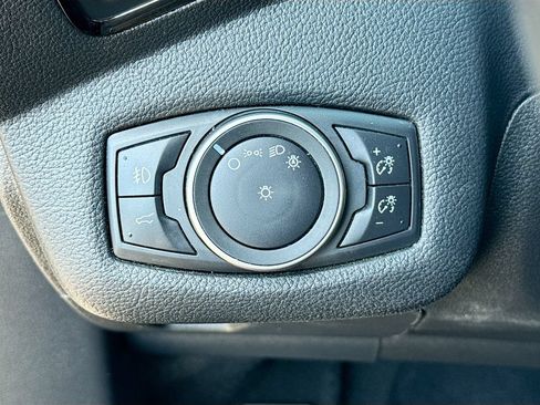 Used 2018 Ford Escape SEL AWD/4WD image 10