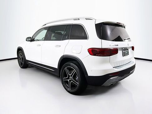New 2026 Mercedes-Benz GLB 250 4MATIC image 5