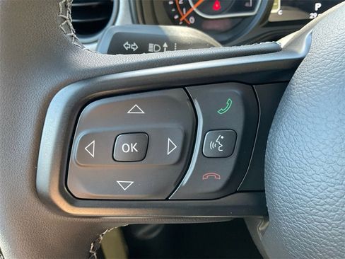 New 2025 Jeep Gladiator Sport image 31