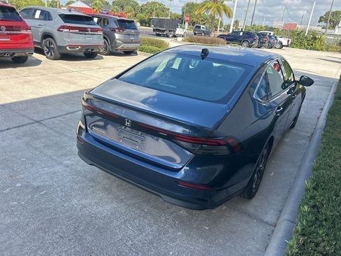 Used 2023 Honda Accord EX image 7