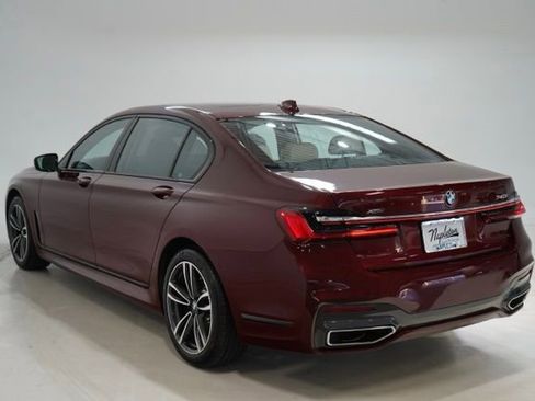 Used 2021 BMW 740i xDrive 740i xDrive w/ M Sport Package image 5